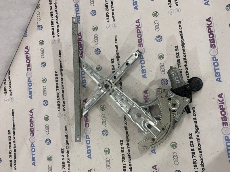 Склопідйомник 827204GA0A Infiniti Q50