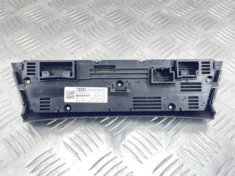 Панель управления климат-контролем 4G0820043CE Audi A7
