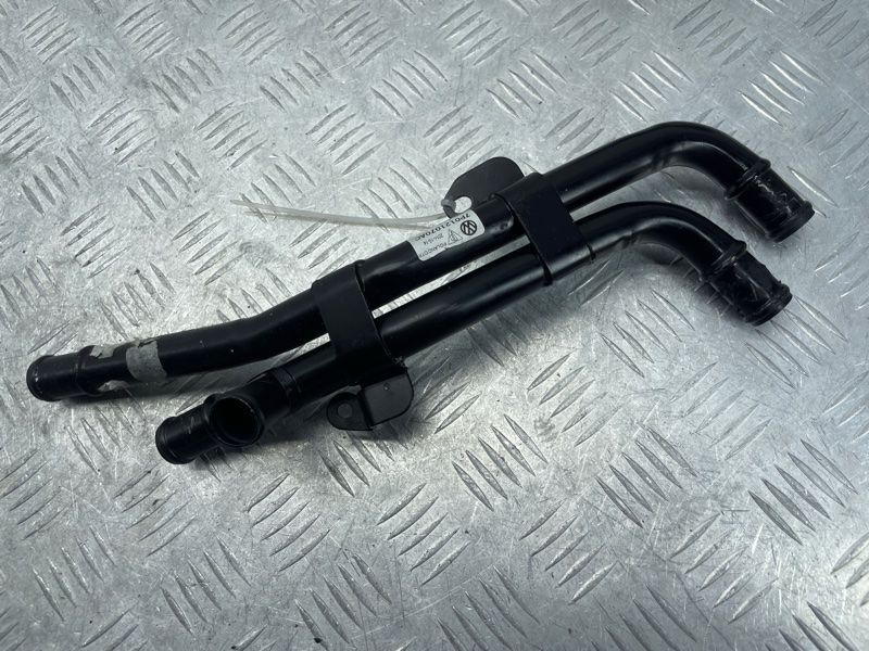 Трубопровід системи охолодження 7P0121070AC Volkswagen Touareg