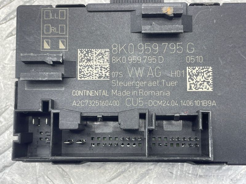 Блок керування дверей 8K0959795G Audi Q5