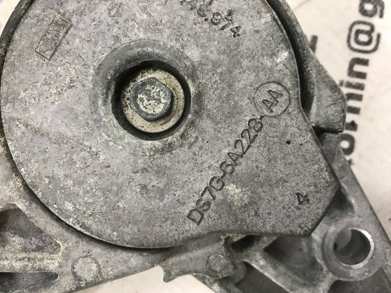 Ролик натяжний ds7g6a228aa Ford Escape