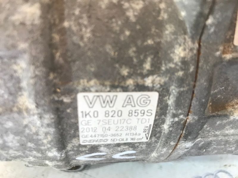 Компрессор кондиционера 1K0820859S Volkswagen CC