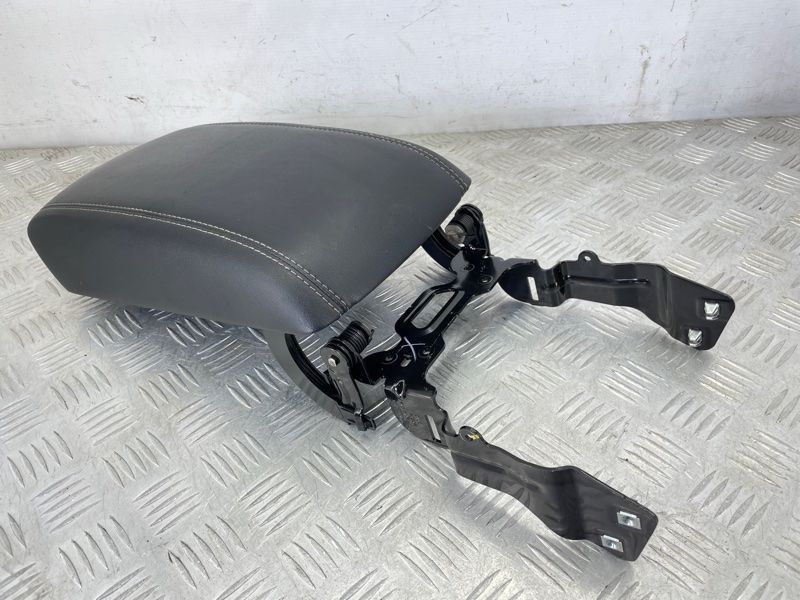 Підлокітник EM2BR04604AF Ford Edge