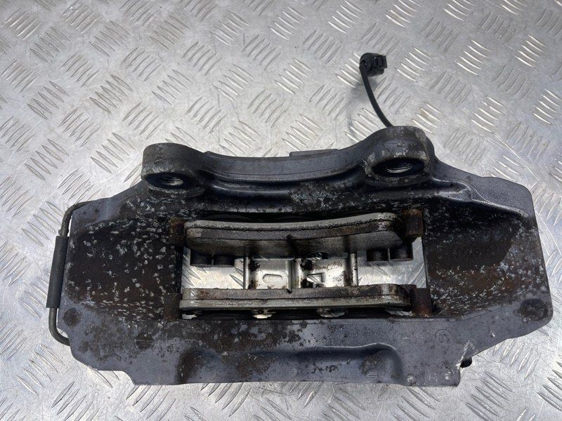 Супорт гальмівний 7L6615149 Audi Q7