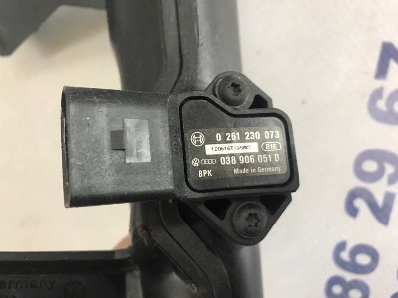 Повітропровід 0261230073 Volkswagen Tiguan