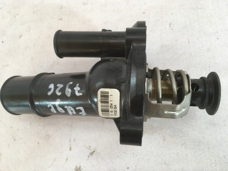 Корпус термостата FR3Z8575A Ford Edge
