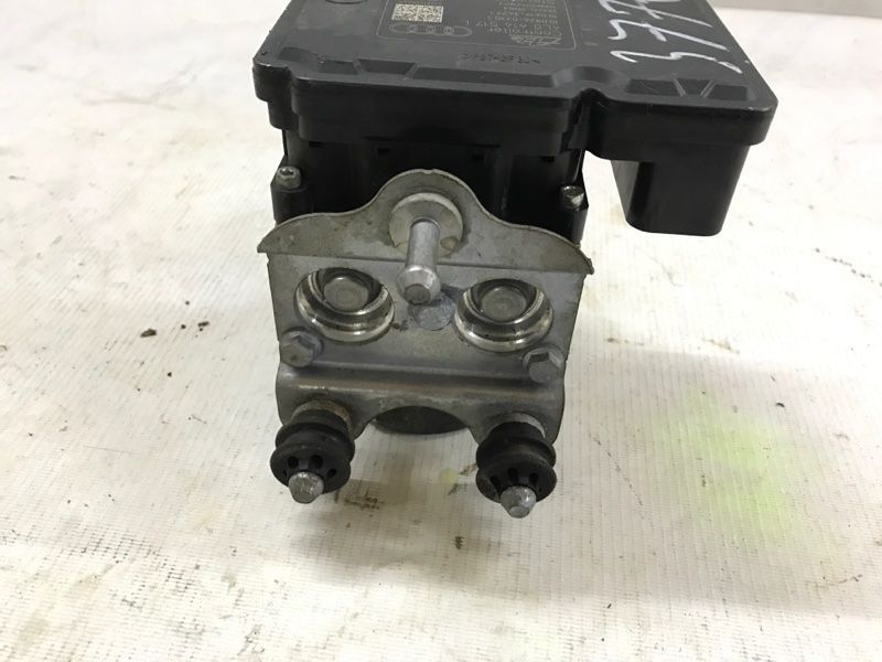 Блок ABS 4L0614517L Audi Q7
