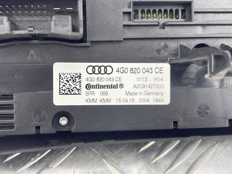 Панель управления климат-контролем 4G0820043CE Audi A7