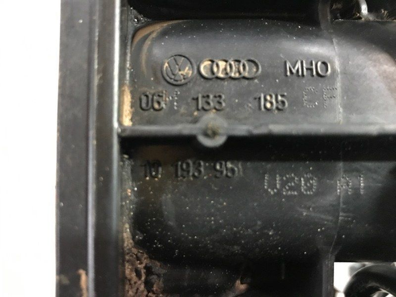 Колектор впускний 06H133185CF Audi A6
