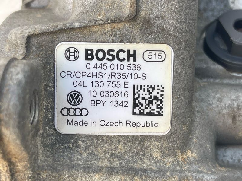 Паливний насос високого тиску (ПНВТ) 04L130755E Audi Q3
