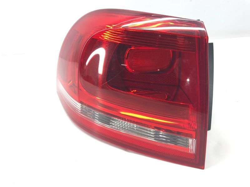 Стоп / Фонарь внешний 7P6945095E Volkswagen Touareg
