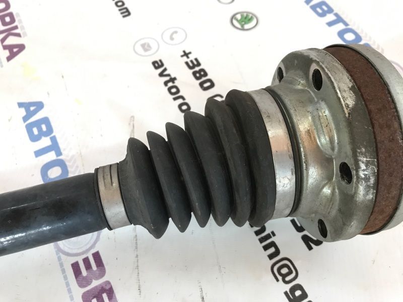 Піввісь 8R0501203C Audi A7