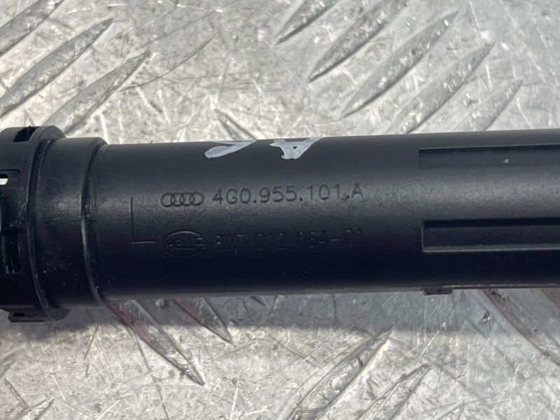 Форсунка омывателя фар 4G0955101A Audi A6