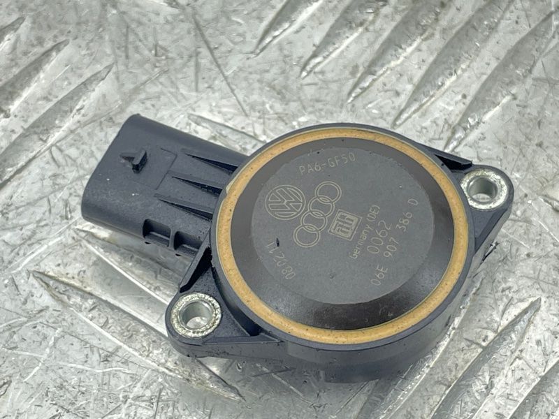 Потенциометр впускного коллектора 06E907386D Audi A6