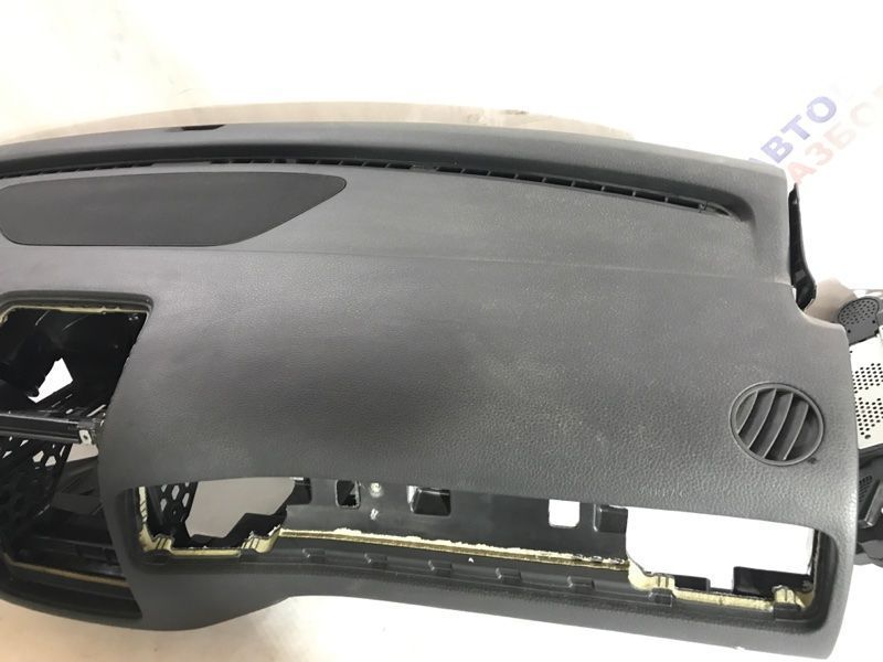 Торпедо з подушкою безпеки 7P1857003GHR2 Volkswagen Touareg