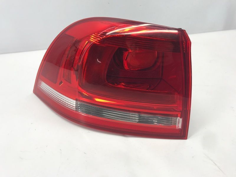 Стоп / Фонарь внешний 7P6945095E Volkswagen Touareg