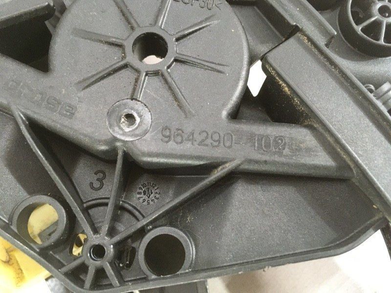 Стеклоподъемник 964290102 Volvo XC60