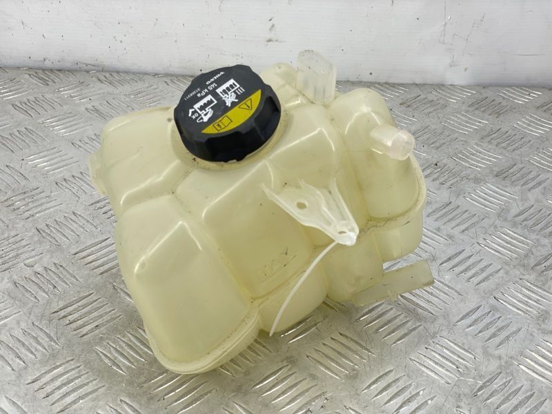 Расширительный бачок 31338291 Volvo XC60