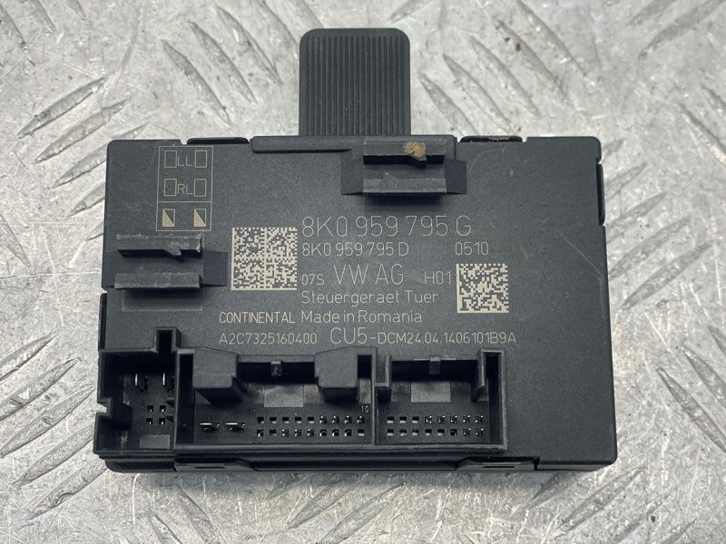 Блок керування дверей 8K0959795G Audi Q5