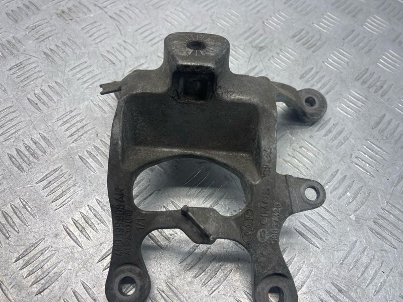Опора двигуна 4H0199308AK Audi S7