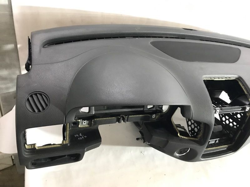 Торпедо з подушкою безпеки 7P1857003GHR2 Volkswagen Touareg