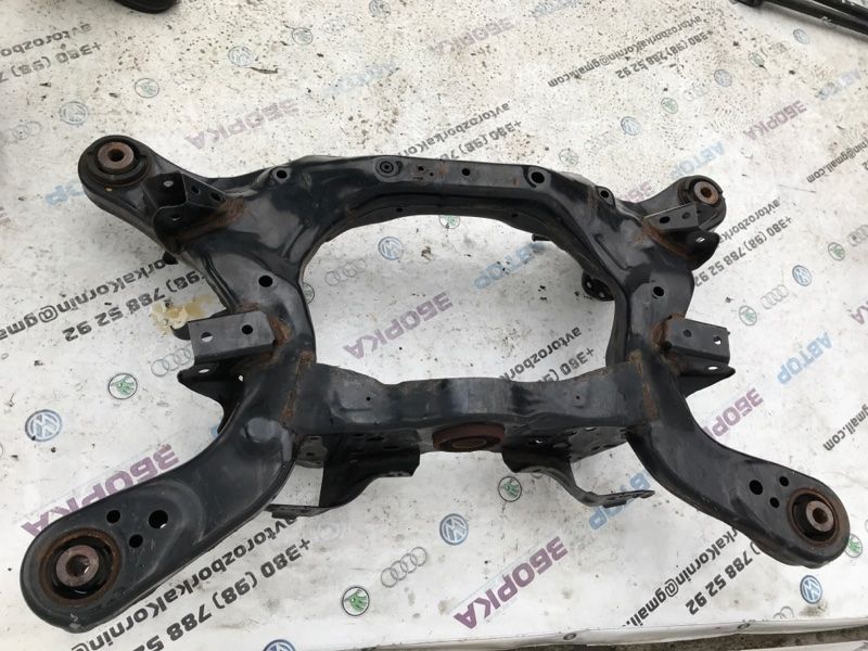 Подрамник задней подвески 554001MA0C Infiniti Q50, Infiniti Q60