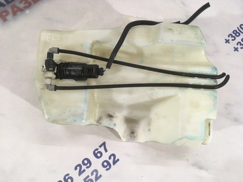 Бачок омывателя стекла CJ5417B613AC Ford Flex