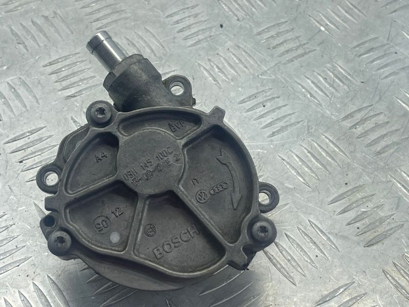 Вакуумный насос 03H145100C Volkswagen Touareg