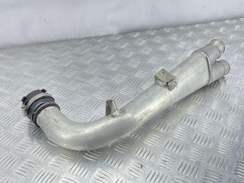 Патрубок интеркулера 7L6145945C Volkswagen Touareg