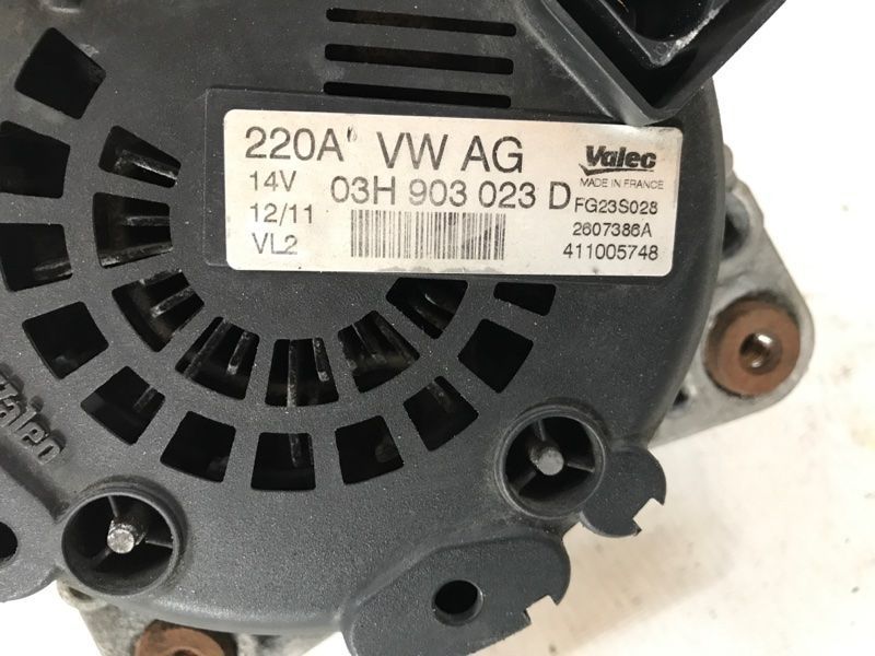 Генератор 03H903023D Volkswagen Touareg