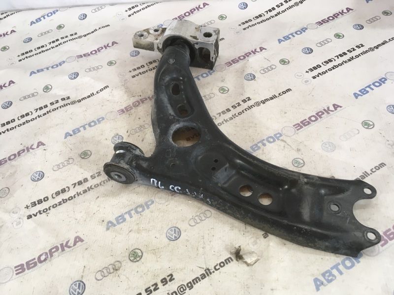 Рычаг передней подвески поперечный нижний 5N0407151 Volkswagen CC
