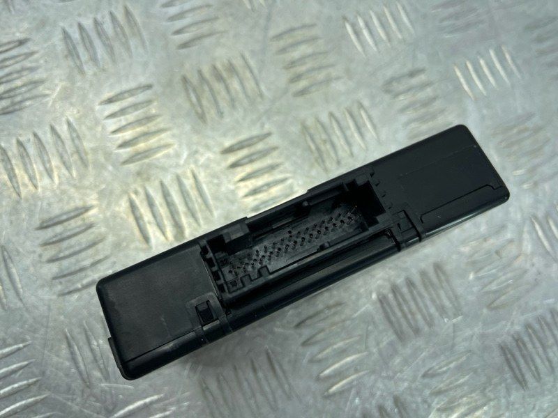 Діагностичний інтерфейс для шини даних (Gateway) 7P6907530L Volkswagen Touareg