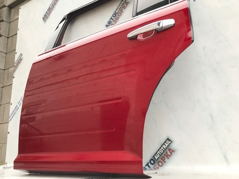 Двері 8A8Z7424631A Ford Flex