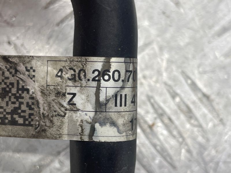 Шланг кондиционера 4G0260701BS Audi A7