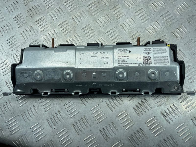 Подушка безопасности пассажира 4G8880842A Audi A7