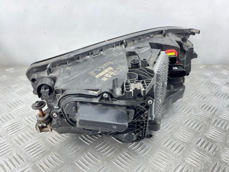 Фара світлодіодна ліва 4G8941033M Audi A7 Audi A7, Audi RS7, Audi S7