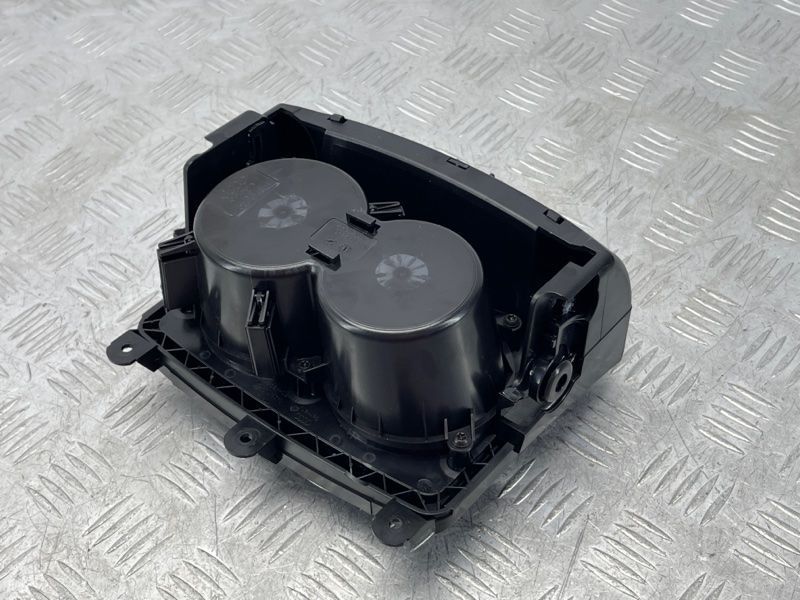 Подстаканник 4G0862534C24A Audi A7