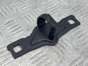 Запірна скоба кришки багажника 8W5827507 Audi A4