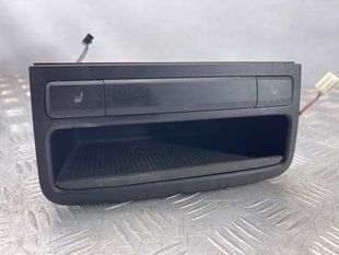 Ящик центральної консолі бардачок 7P6863092 Volkswagen Touareg