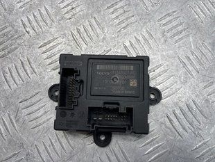 Блок управления двери 31343027 Volvo XC60