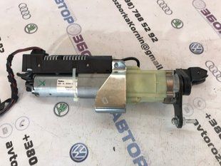 Приводной блок крышки багажника 4L0827851E Audi Q7