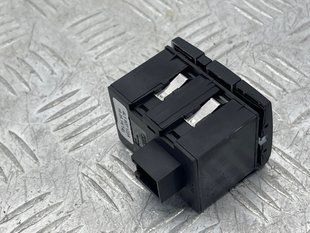 Кнопка паркування / скидання пробігу / бортового комп'ютера 4L1927123A Audi Q7