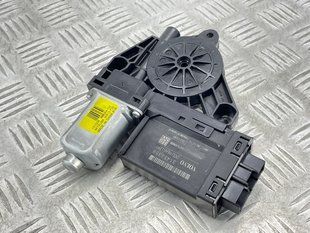 Блок керування дверей 31453359 Volvo XC90