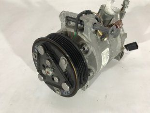 Компресор кондиціонера 3Q0816803E Volkswagen Tiguan