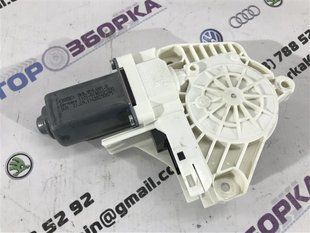 Мотор стеклоподъемника 8K0959801B Audi A7