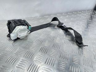 Ремень безопасности 8U0857805A Audi Q3