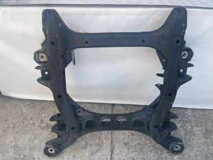 Підрамник передній 7L0400025 Audi Q7