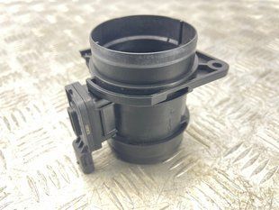 Датчик массового расхода воздуха (MAF) 04L906461B Volkswagen Tiguan