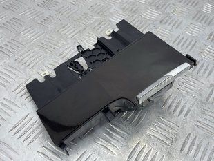 Попільничка Volvo XC90