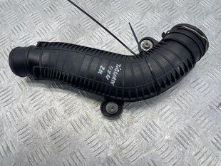 Патрубок интеркулера 1K0145840R Volkswagen Tiguan